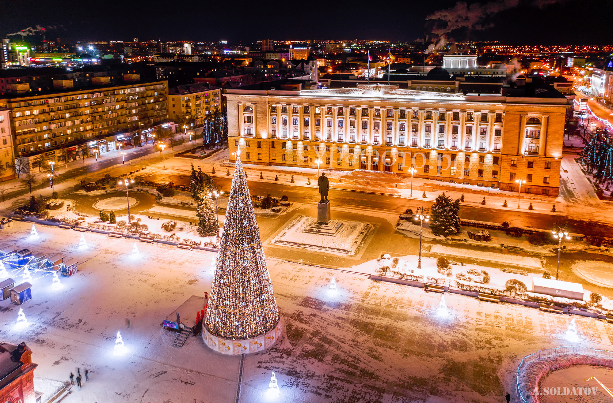 Новогодняя Пенза с высоты. Площадь Ленина.